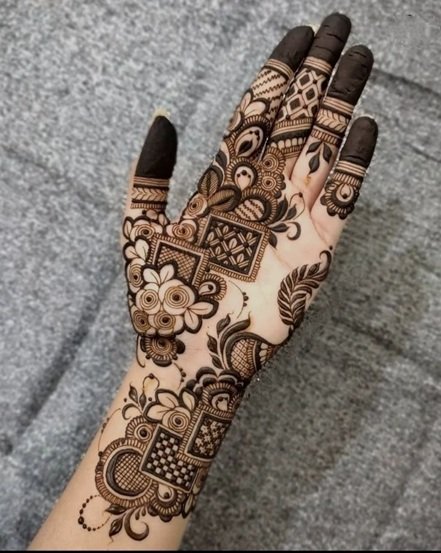 Mehndi Design Drawing Easy
