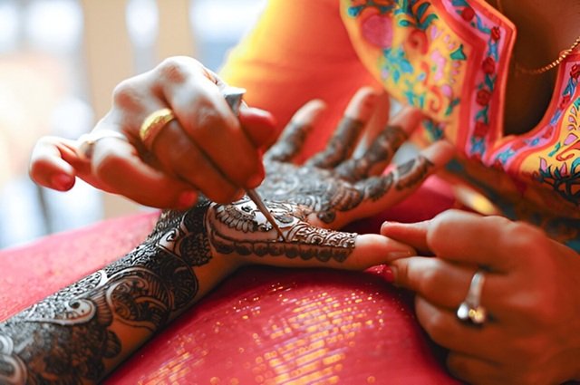 Simple Mehndi Design Photo