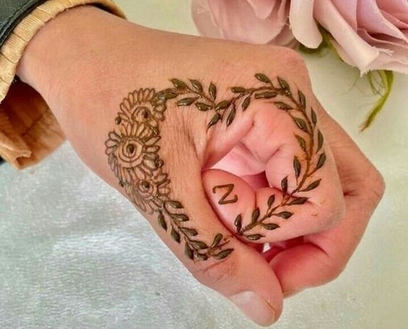 Mehndi Design Simple Front Mehndi Design Simple Front