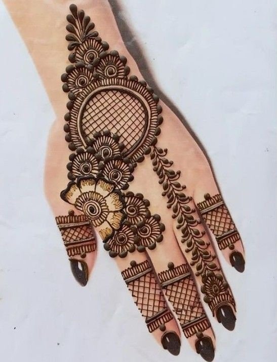 Mehndi Design for Karwa Chauth