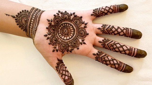 Simple Dulhan Mehndi Design