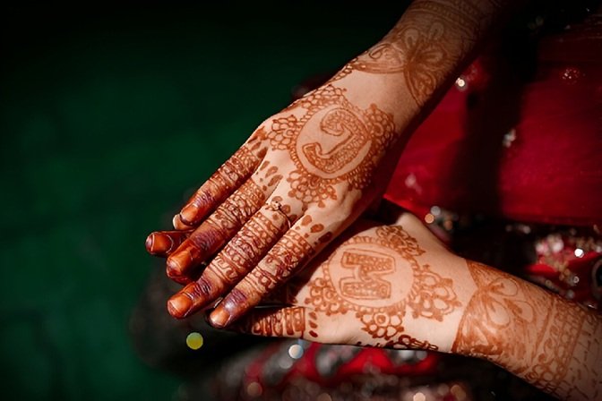 Stylish A Letter Mehndi Design Stylish A Letter Mehndi Design