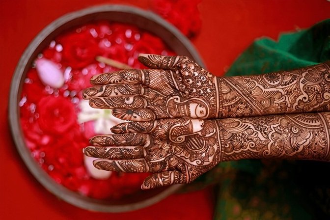 Stylish A Letter Mehndi Design Stylish A Letter Mehndi Design