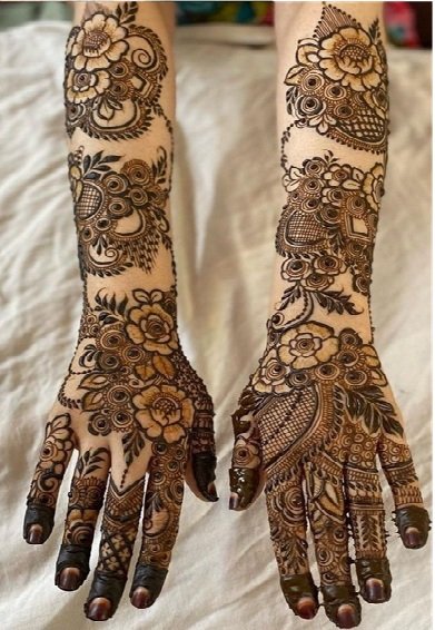 Half Mehndi Design