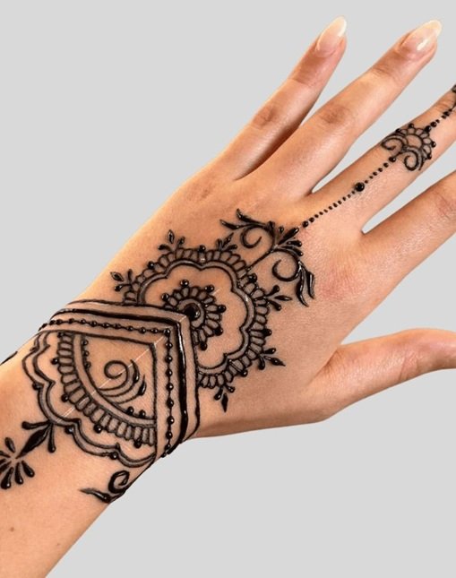 nag panchami mehndi design